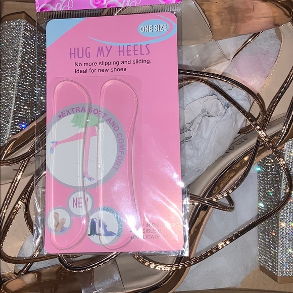 Heels - Picture 2 of 3